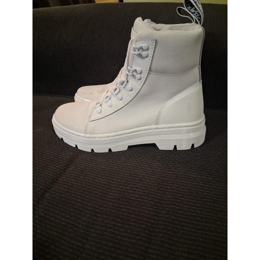 Dr. Martens Combs W Combat Boots Womens Sz 7 US All White Air Wair